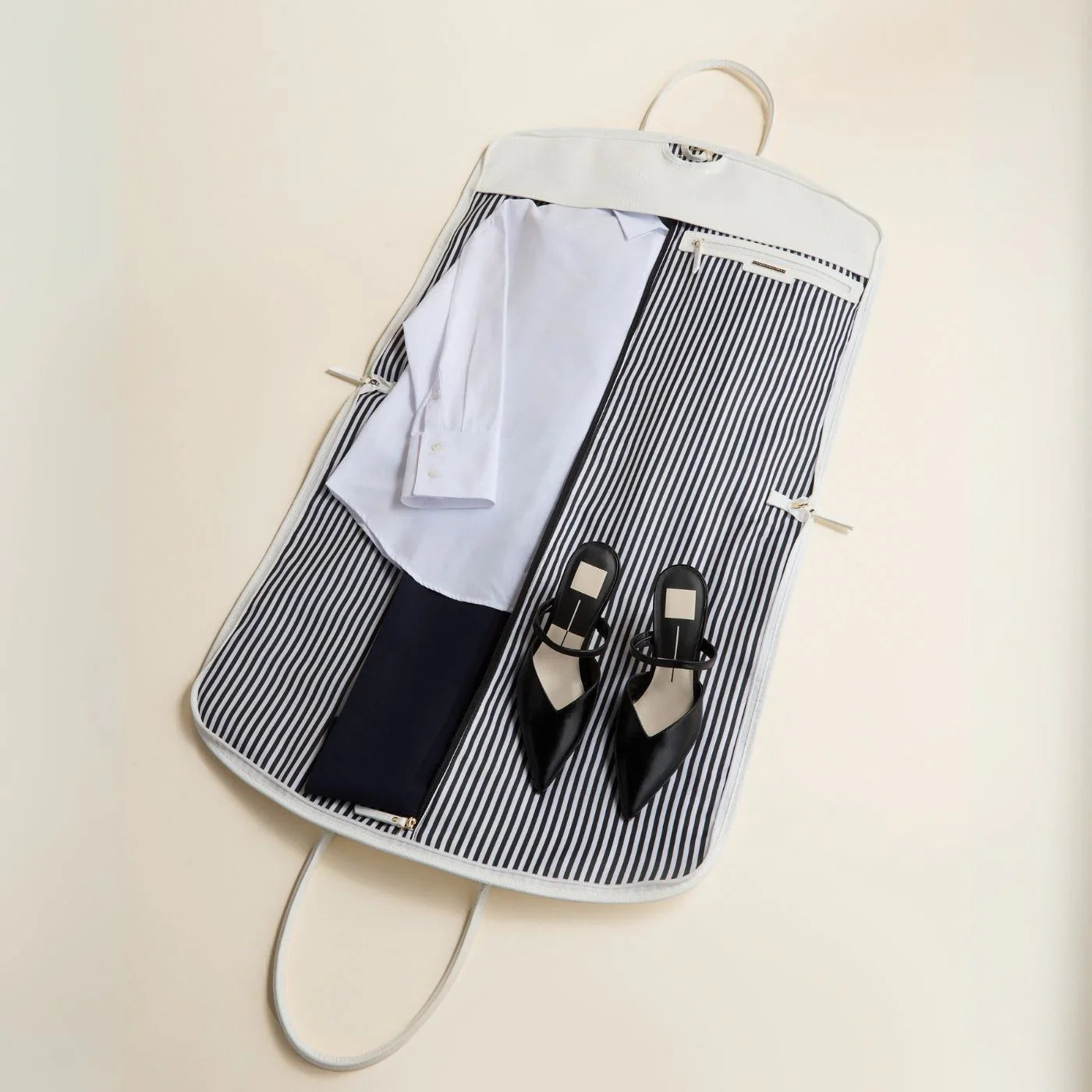 Bon Voyage Garment Bag